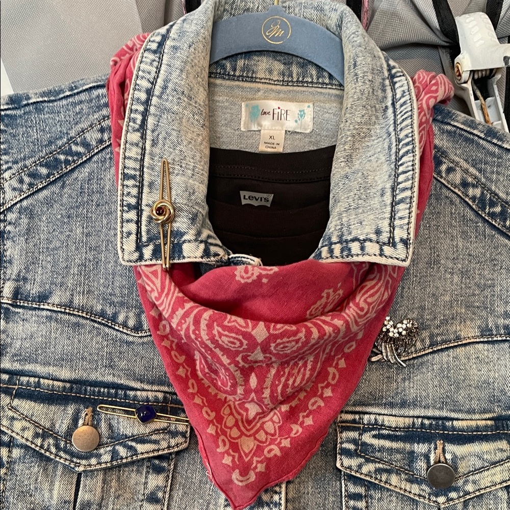 Love, Fire Light Blue Denim Vest - Picture 9 of 9